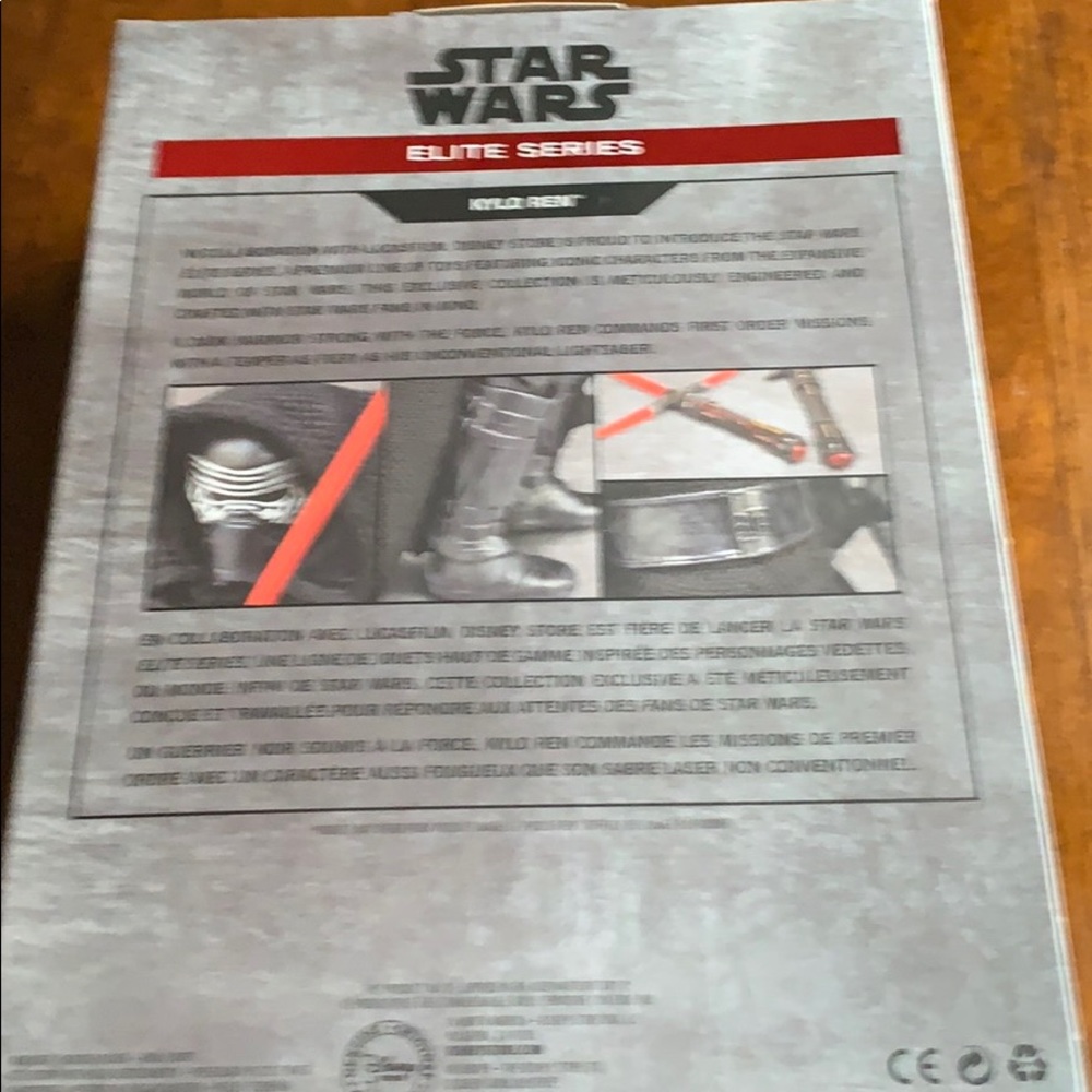 DISNEY STAR WARS ELITE SERIES KYLO REN - Picture 3 of 4